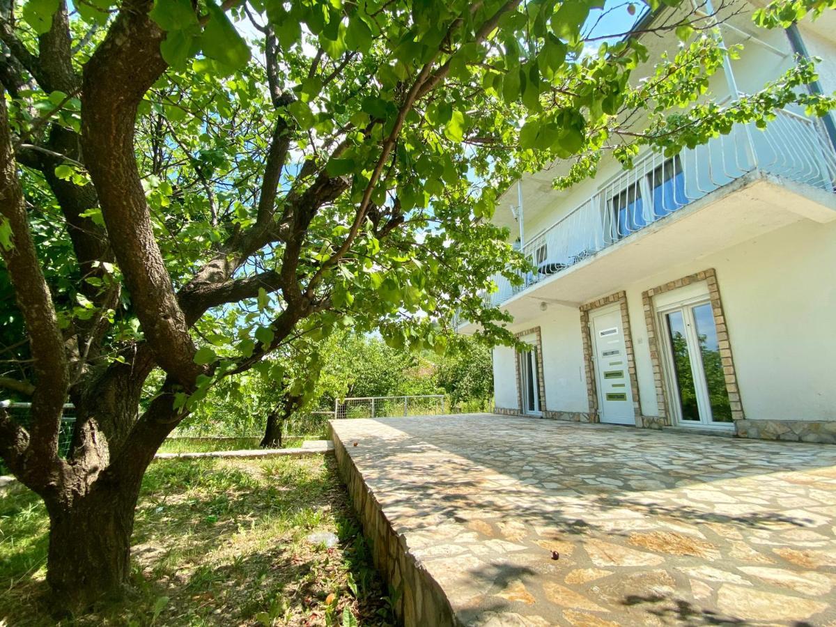 Guest House Ivano Mostar Exterior foto